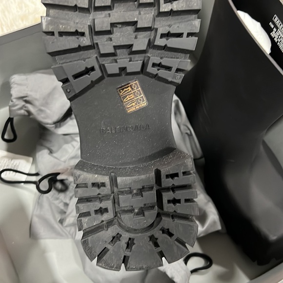 Balenciaga Trooper Ankle Boots - Picture 8 of 10